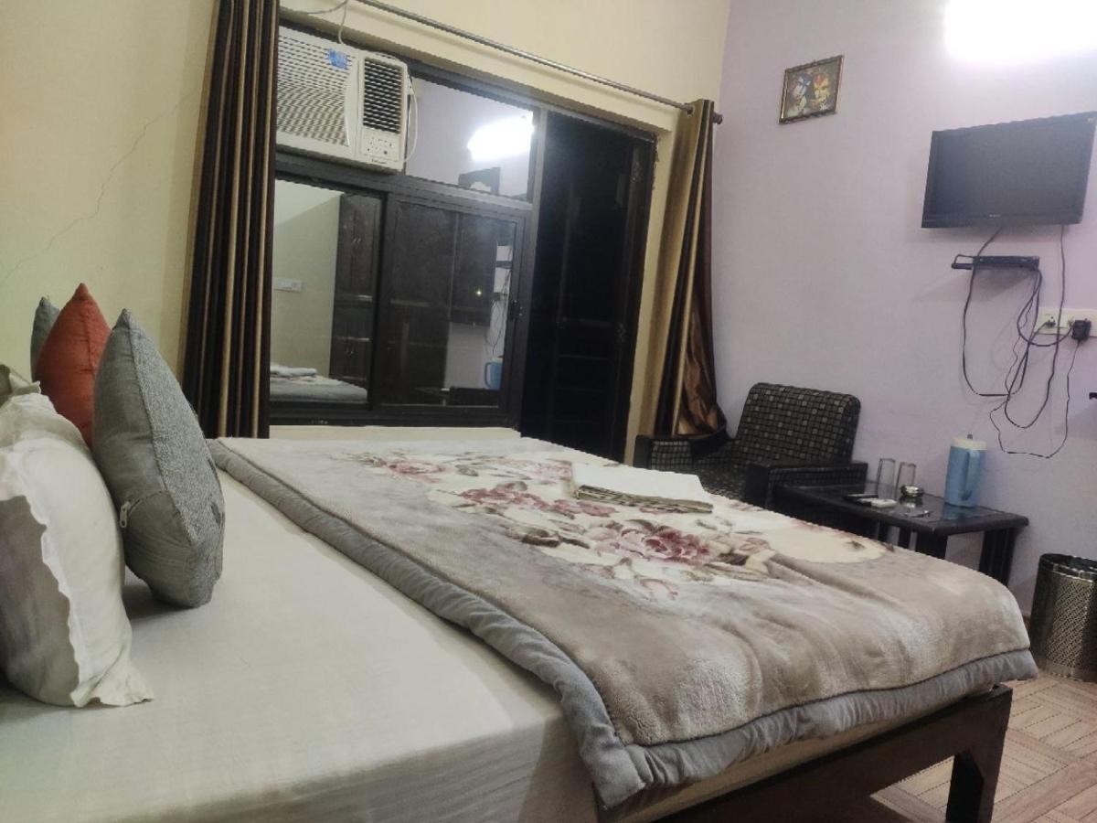 Hotel Vishla Palace By Uttarakhand Hotel Hospitality Narendra Nagar Exterior foto