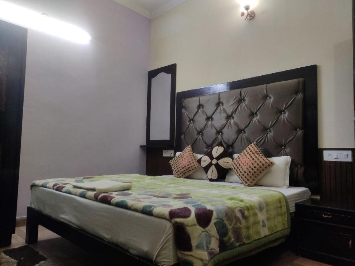 Hotel Vishla Palace By Uttarakhand Hotel Hospitality Narendra Nagar Exterior foto